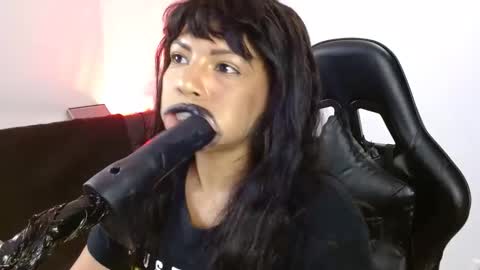 anabel alice gandara  online show from 02-25-25, 11:19