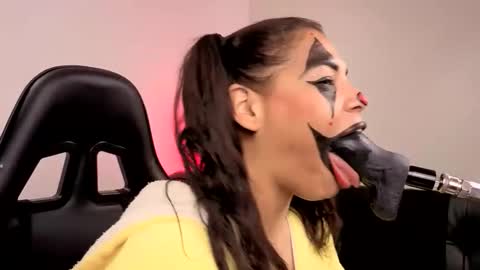 anabel alice gandara  online show from 10-02-25, 10:44