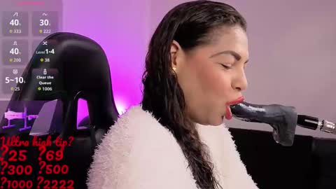 anabel alice gandara  online show from 10-21-25, 09:43