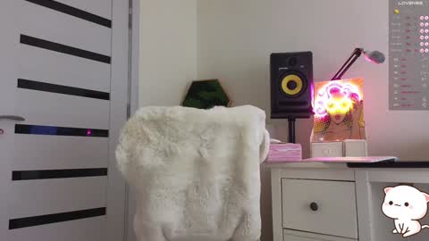 Snapshot of anabelle_wet chatting on 01-24-25, 06:14 Annie  online show from 01-24-25, 06:14