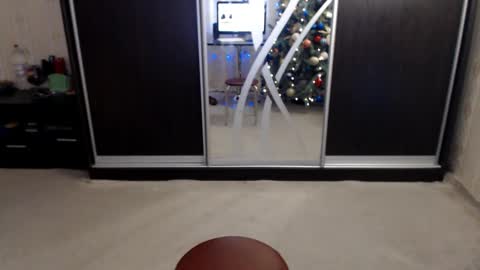 Snapshot of anabelsweet chatting on 01-09-25, 06:06 Milana online show from 01-09-25, 06:06