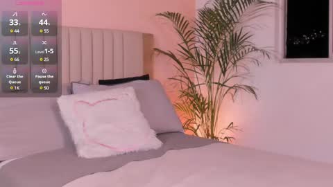 Ana Henao or Annie... Follow me ahenaocb Insta  X online show from 02-22-25, 03:12