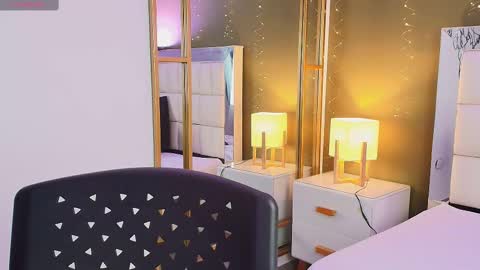 Anahi  online show from 09-16-25, 07:37