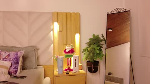 Anaise  online show from 11-26-25, 11:44