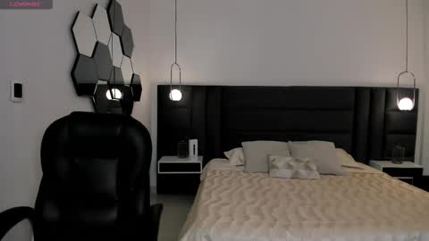 Anais Nin  online show from 09-17-25, 03:08