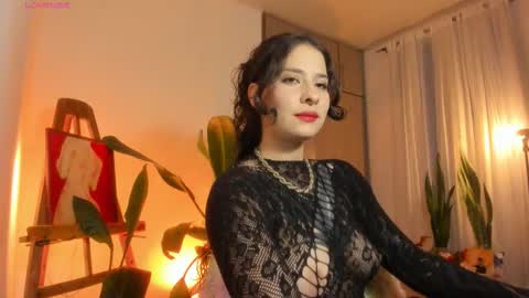 Mariana  online show from 11-28-25, 03:25