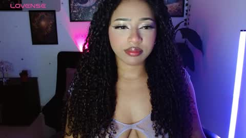      help me to get 100 thumps up  online show from 12-16-25, 11:43