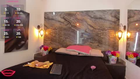 Analia smith online show from 03-12-25, 02:52