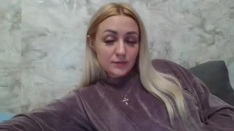 Snapshot of analqueen2024 chatting on 10-18-25, 02:03 analqueen2024 online show from 10-18-25, 02:03