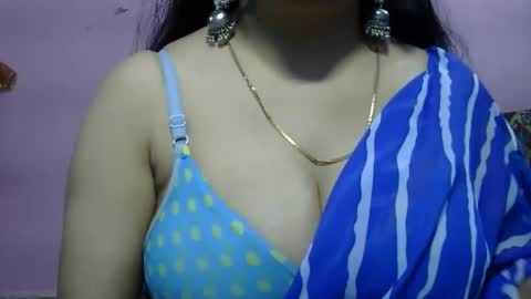 Snapshot of anamika794088 chatting on 02-19-25, 12:33 anamika794088 online show from 02-19-25, 12:33