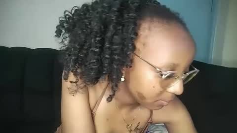 Ananablossom online show from 10-25-25, 06:13