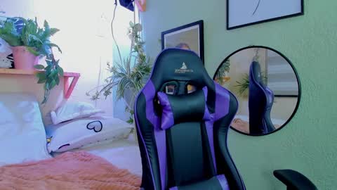 ana online show from 01-28-25, 07:22