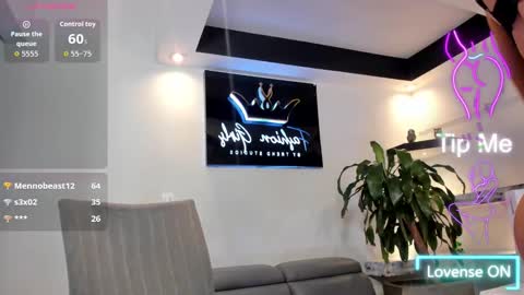 ana online show from 09-18-25, 01:18