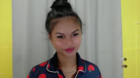 Snapshot of anaruru_ chatting on 12-29-24, 08:55 ANA online show from 12-29-24, 08:55