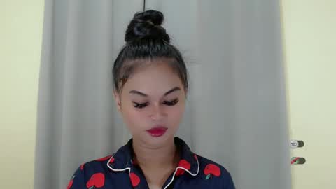 Snapshot of anaruru_ chatting on 01-21-25, 02:48 ANA online show from 01-21-25, 02:48