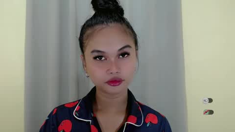 Snapshot of anaruru_ chatting on 01-25-25, 05:40 ANA online show from 01-25-25, 05:40