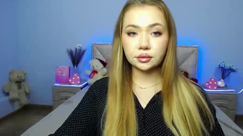anastacyyellig online show from 01-13-25, 03:56