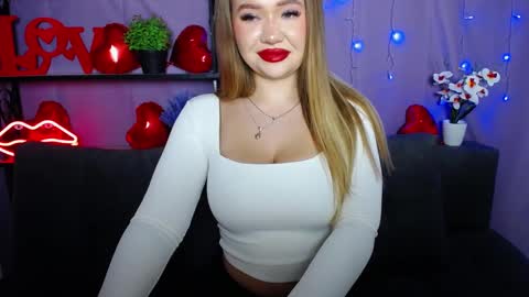 anastacyyellig online show from 03-07-25, 04:02