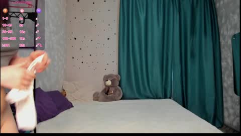 Snapshot of anastasia_gold1 chatting on 02-07-25, 02:19 anna online show from 02-07-25, 02:19