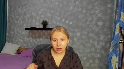Snapshot of anastasia_gold1 chatting on 09-17-25, 02:13 anna online show from 09-17-25, 02:13