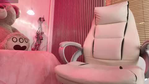 Snapshot of anastasia_stiile chatting on 10-07-25, 09:01 Anastasia online show from 10-07-25, 09:01