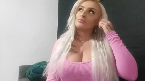 Snapshot of anastasiaamore chatting on 11-02-25, 09:17 AnastasiaAmore online show from 11-02-25, 09:17