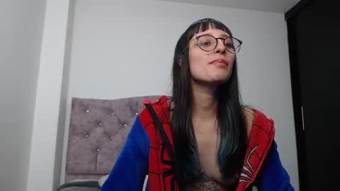 Andras online show from 10-16-25, 04:57