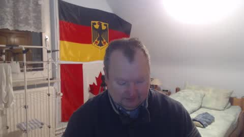 Snapshot of andre124231 chatting on 12-29-24, 04:19 Andre online show from 12-29-24, 04:19