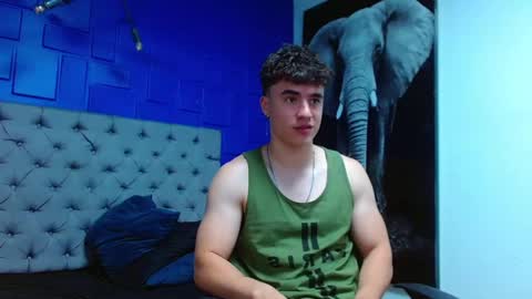 Snapshot of andre_parker chatting on 03-07-25, 12:58 Andre Parker online show from 03-07-25, 12:58