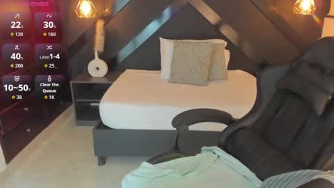 A N D R E online show from 02-15-26, 01:57