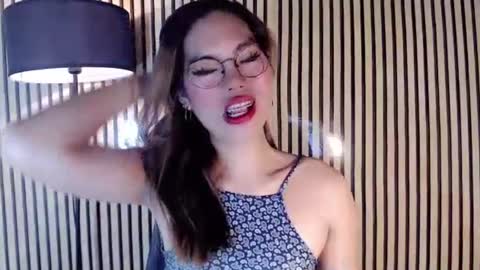 andrea06121998 online show from 09-22-25, 07:10