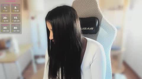 Snapshot of andrea_bonnie chatting on 11-08-25, 12:27 andrea_bonnie online show from 11-08-25, 12:27