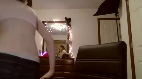 Snapshot of andrea_davenport chatting on 12-08-24, 03:32 andrea online show from 12-08-24, 03:32