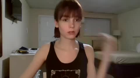 Snapshot of andrea_davenport chatting on 03-05-25, 04:13 andrea online show from 03-05-25, 04:13