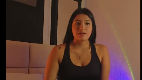 Snapshot of andrea_gomes_ chatting on 01-15-25, 04:15 andrea online show from 01-15-25, 04:15