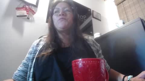 Snapshot of andrea_teacher chatting on 02-14-25, 12:09 Andrea Model trainer Luxury ST online show from 02-14-25, 12:09