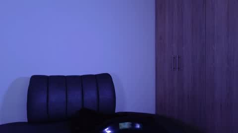    online show from 01-10-25, 01:21