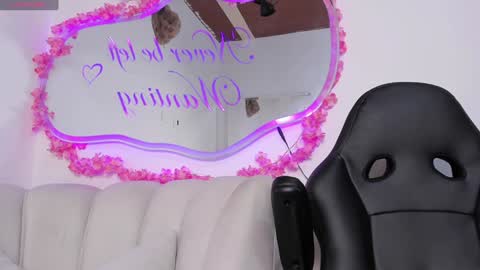 Andrea online show from 01-30-25, 01:21