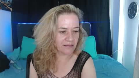 andreea_xx online show from 02-13-26, 02:13