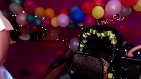 Snapshot of andreeajj chatting on 02-06-25, 05:19 andreeajj online show from 02-06-25, 05:19