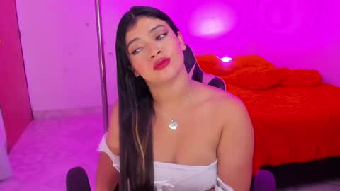 Snapshot of andreeart chatting on 02-18-25, 06:37 ig online show from 02-18-25, 06:37