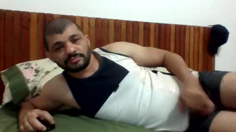 Snapshot of andreloko123 chatting on 09-30-25, 02:05 andreloko123 online show from 09-30-25, 02:05