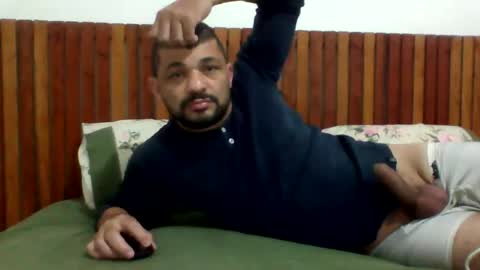 Snapshot of andreloko123 chatting on 10-23-25, 01:16 andreloko123 online show from 10-23-25, 01:16