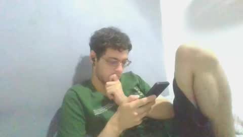 andres129494 online show from 11-11-25, 02:44