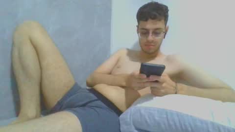 andres129494 online show from 11-29-25, 11:41