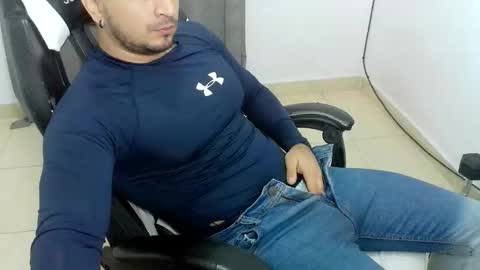 andres180950734 online show from 03-27-26, 01:33