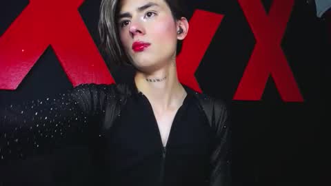 Snapshot of andres992563 chatting on 02-16-26, 02:13 Alann online show from 02-16-26, 02:13