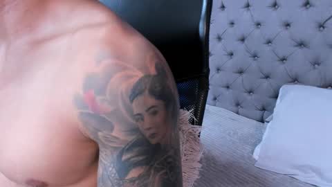 insta andres clark  online show from 11-21-25, 06:06