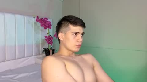 Snapshot of andres_foster chatting on 03-09-25, 06:50 andres online show from 03-09-25, 06:50