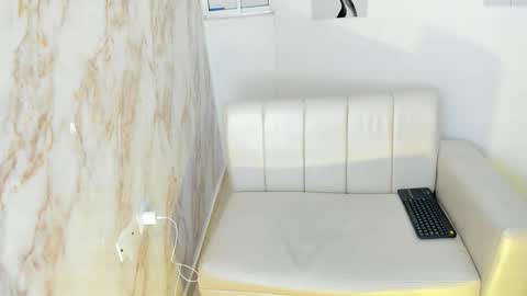 ANDRES  online show from 09-24-25, 04:49